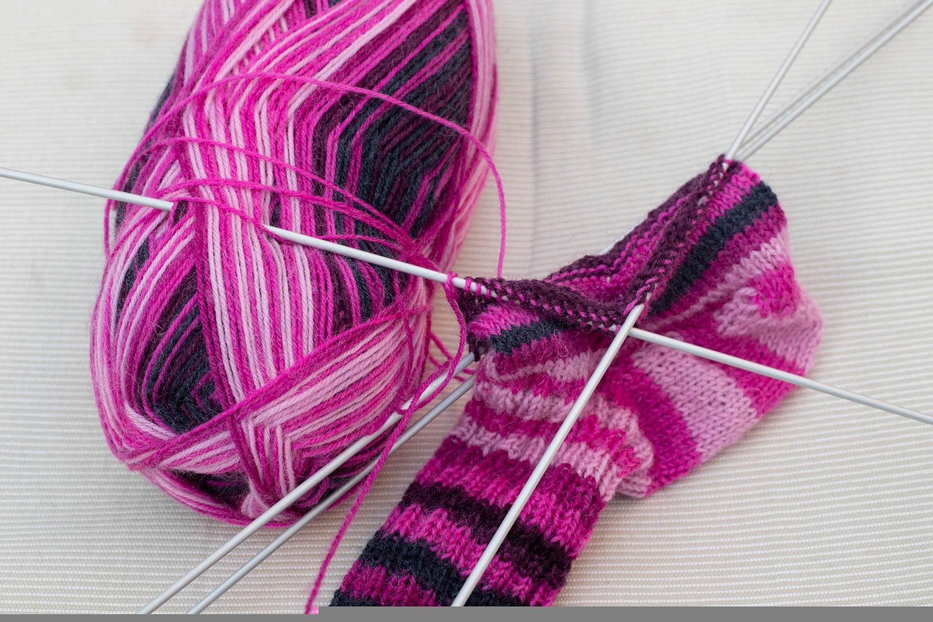 Knitter's Pride Karbonz Double Pointed Knitting Needles Knitter's Pride Karbonz Double Pointed Knitting Needles